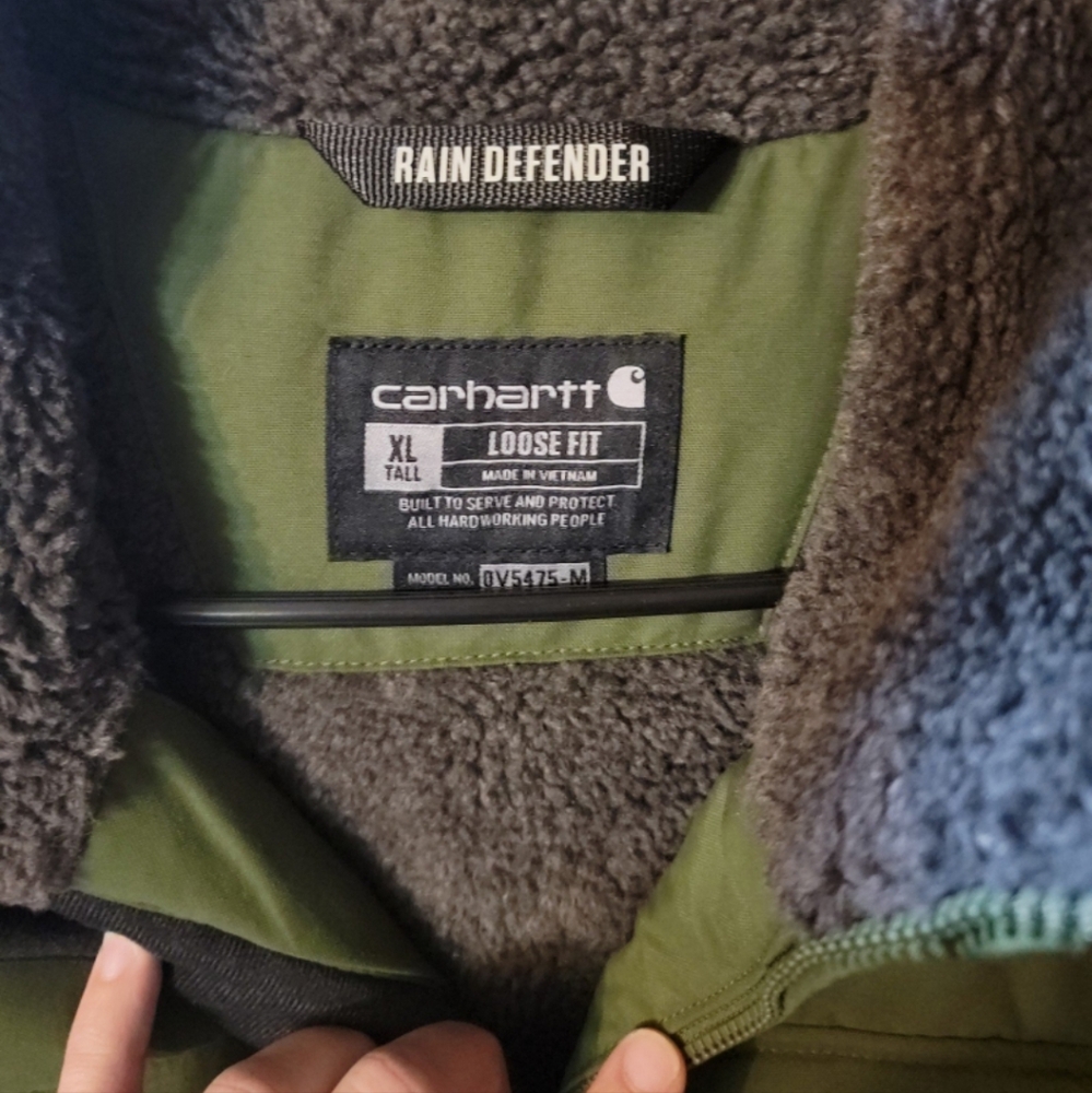 Men's Carhartt Vest - Picture 2 of 3